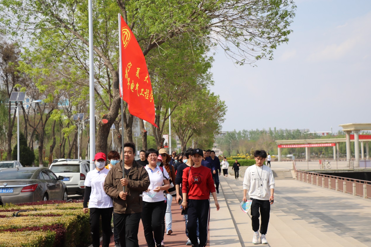 说明: D:\巨建楼\照片\2021年照片\2021.4.21健步走照片\IMG_3030.JPG
